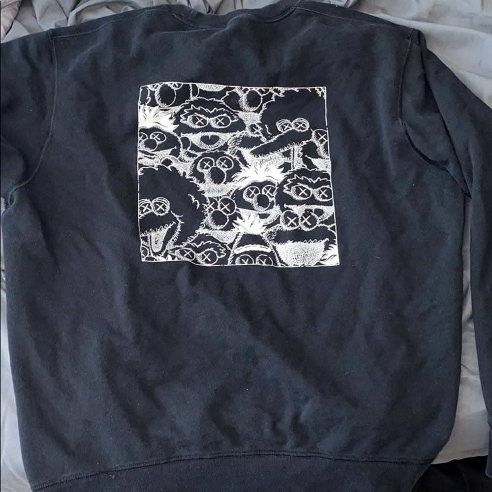 Kaws crewneck